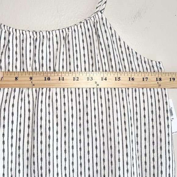 Old Navy Sleeveless Dress Plus Size 14 16 Minimalist High Low Hem Black Cream - Picture 8 of 10